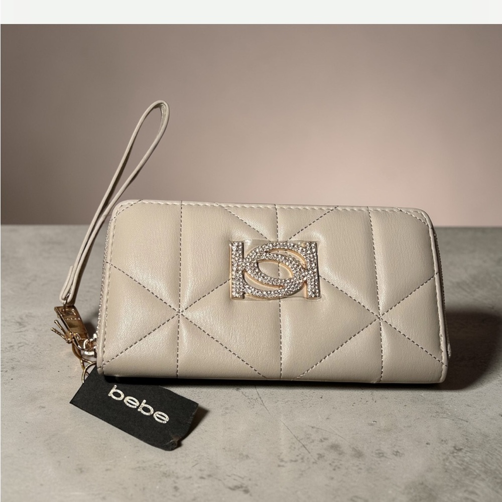 Bebe taupe ZAZA Quilted Wristlet WALLET NWT